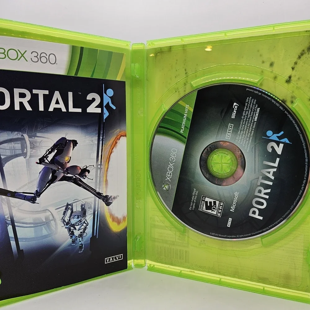 Portal 2 Xbox‎ 360 Platinum Hits Complete CIB Valve Puzzle Game